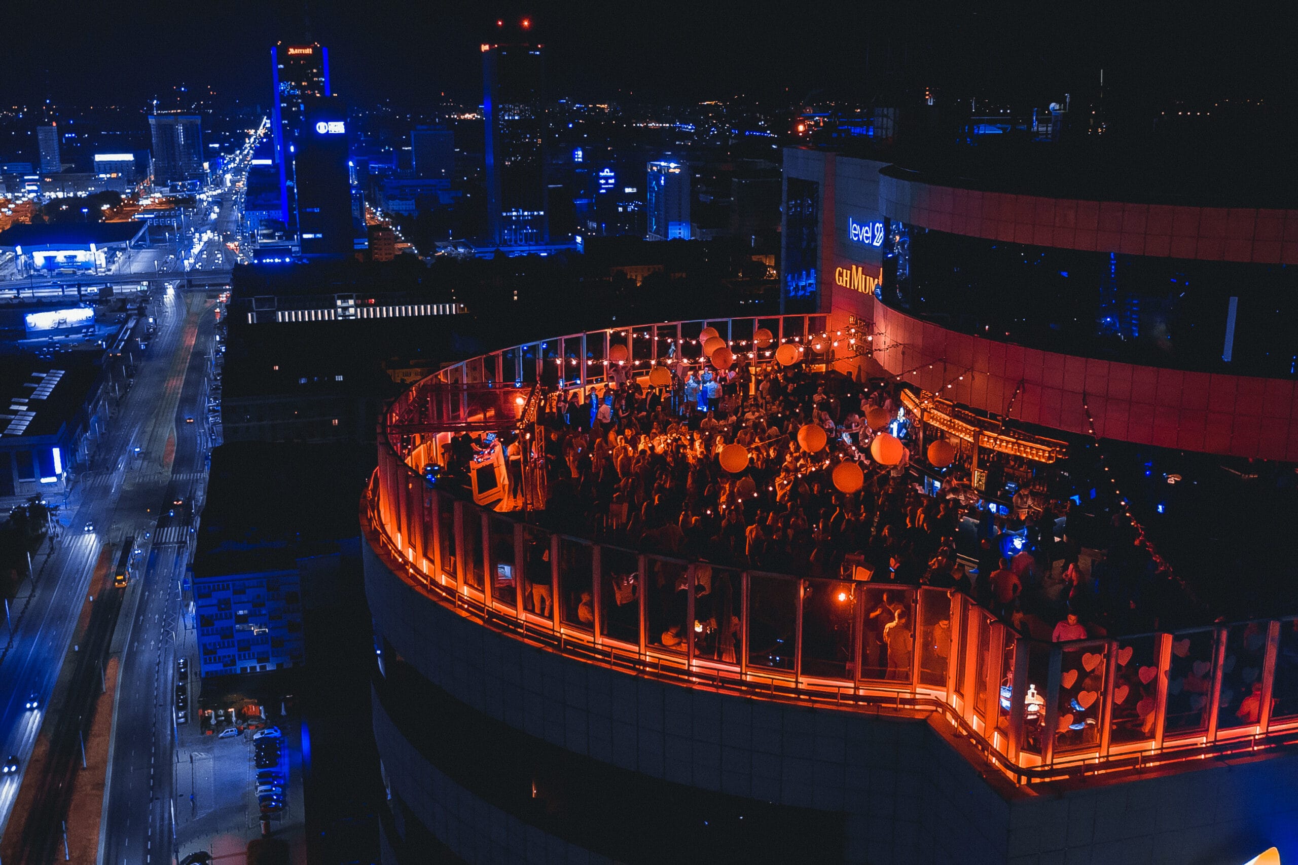 Gallery - level 27 Rooftop in Warsaw - Top nightlife photos from the ...